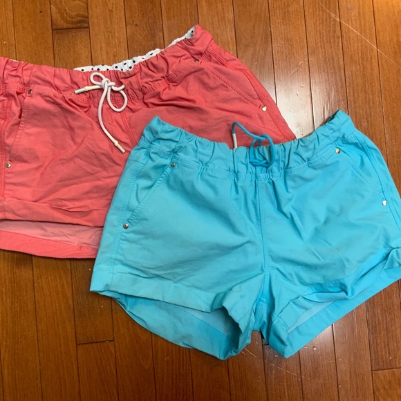 Lululemon shorts size 8, two pairs - Picture 1 of 5